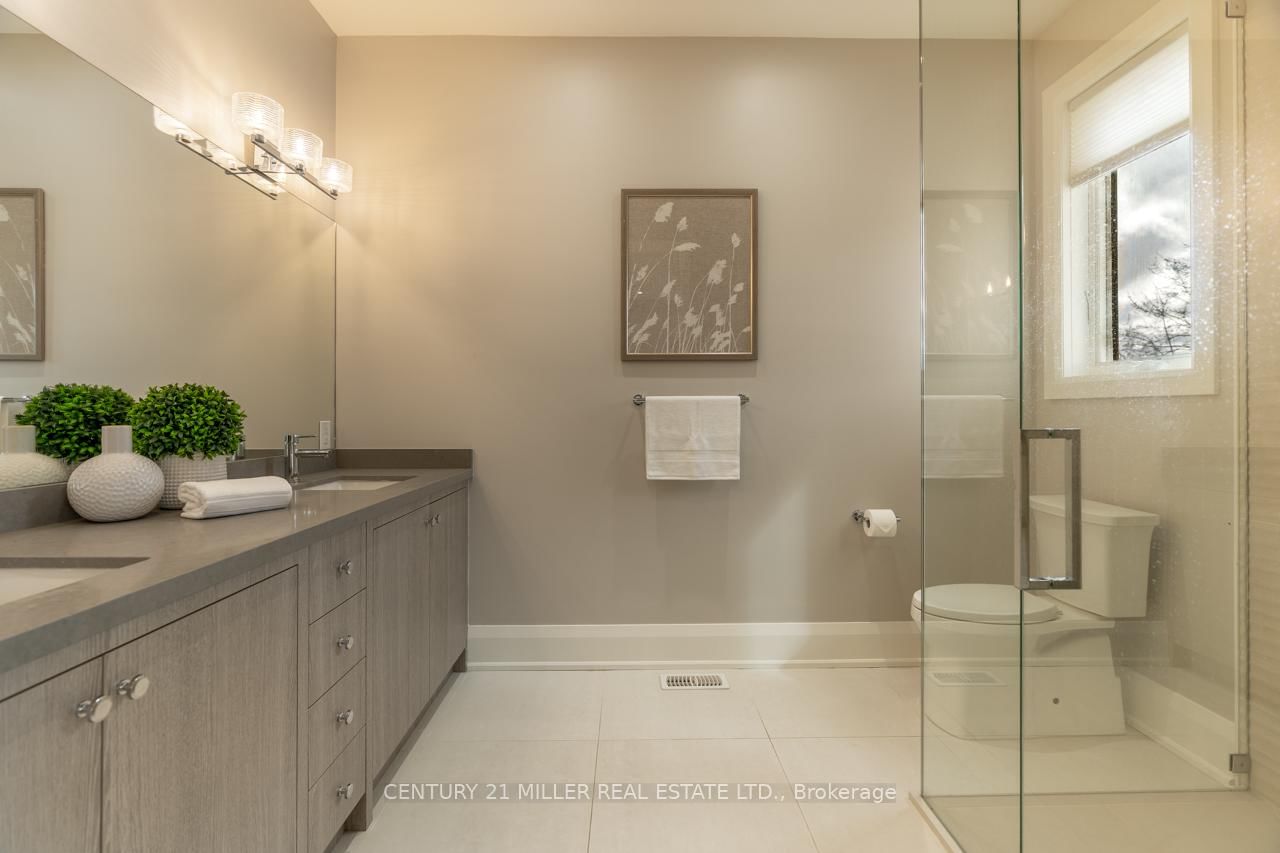 Detached House for sale at 8656 Esquesing Line, Milton, Ontario, L9T 9E2 - Milton North - MLS: W12902734