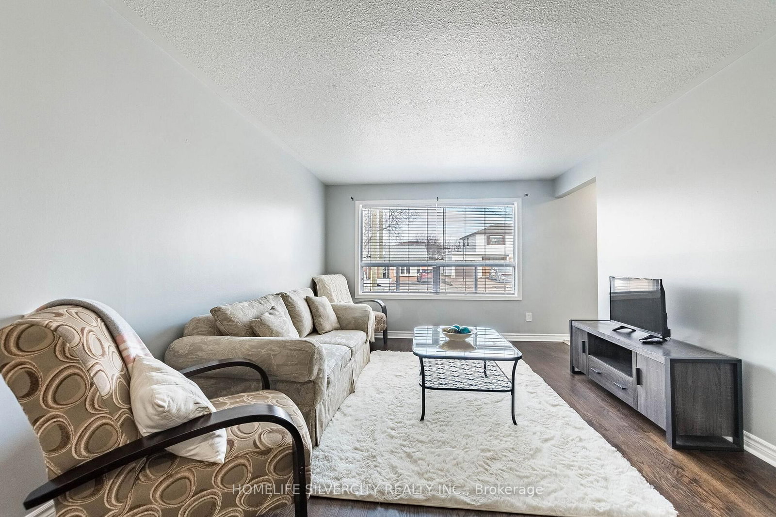 Semi-Detached House for sale at 19 Garfield Crescent, Brampton, Ontario, L6V 1V7 - Brampton North - MLS: W12902760