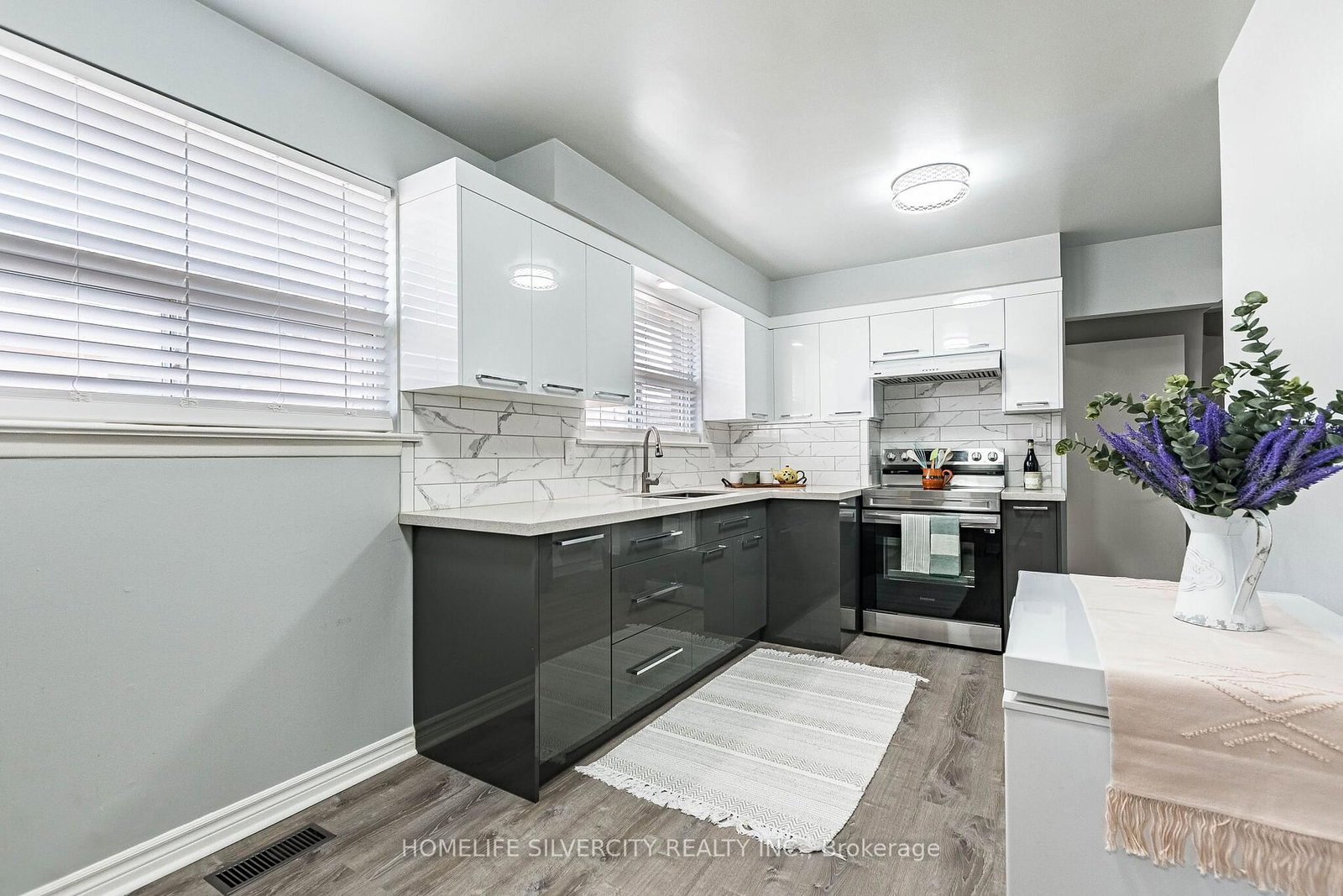 Semi-Detached House for sale at 19 Garfield Crescent, Brampton, Ontario, L6V 1V7 - Brampton North - MLS: W12902760