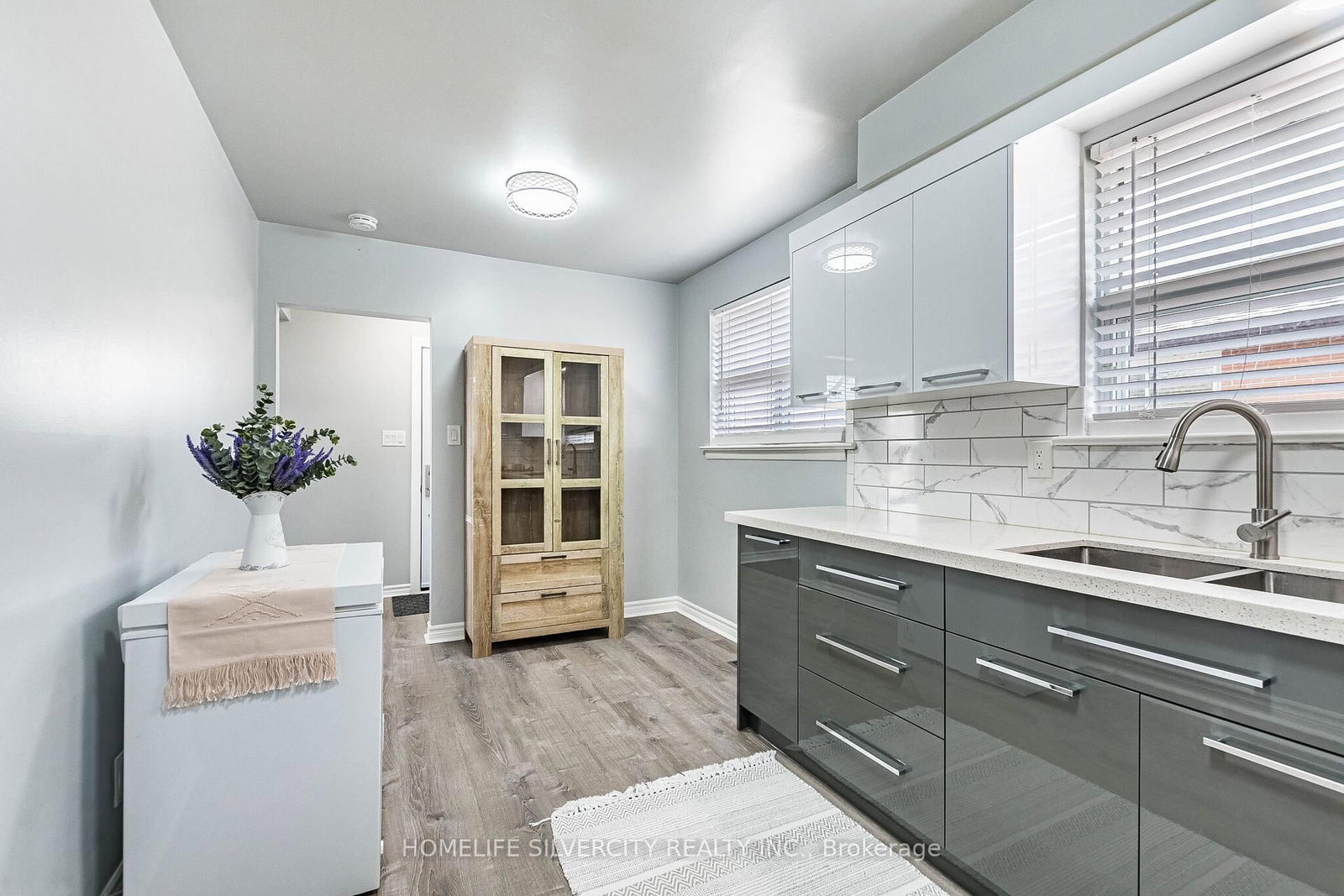 Semi-Detached House for sale at 19 Garfield Crescent, Brampton, Ontario, L6V 1V7 - Brampton North - MLS: W12902760