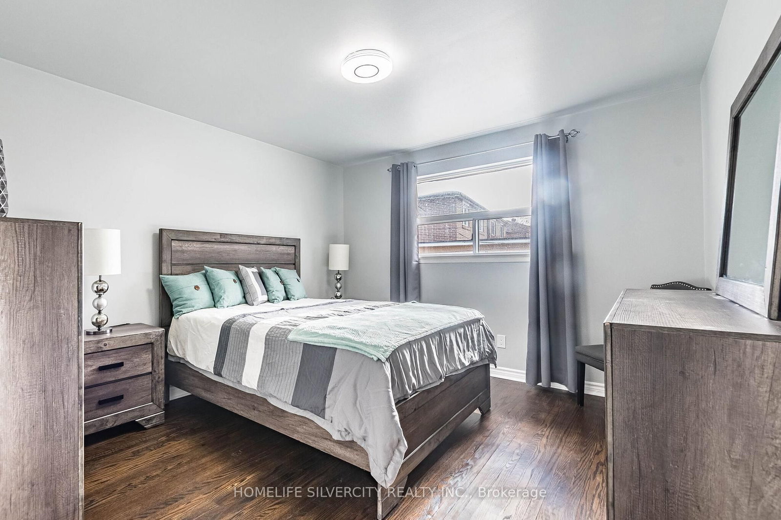 Semi-Detached House for sale at 19 Garfield Crescent, Brampton, Ontario, L6V 1V7 - Brampton North - MLS: W12902760