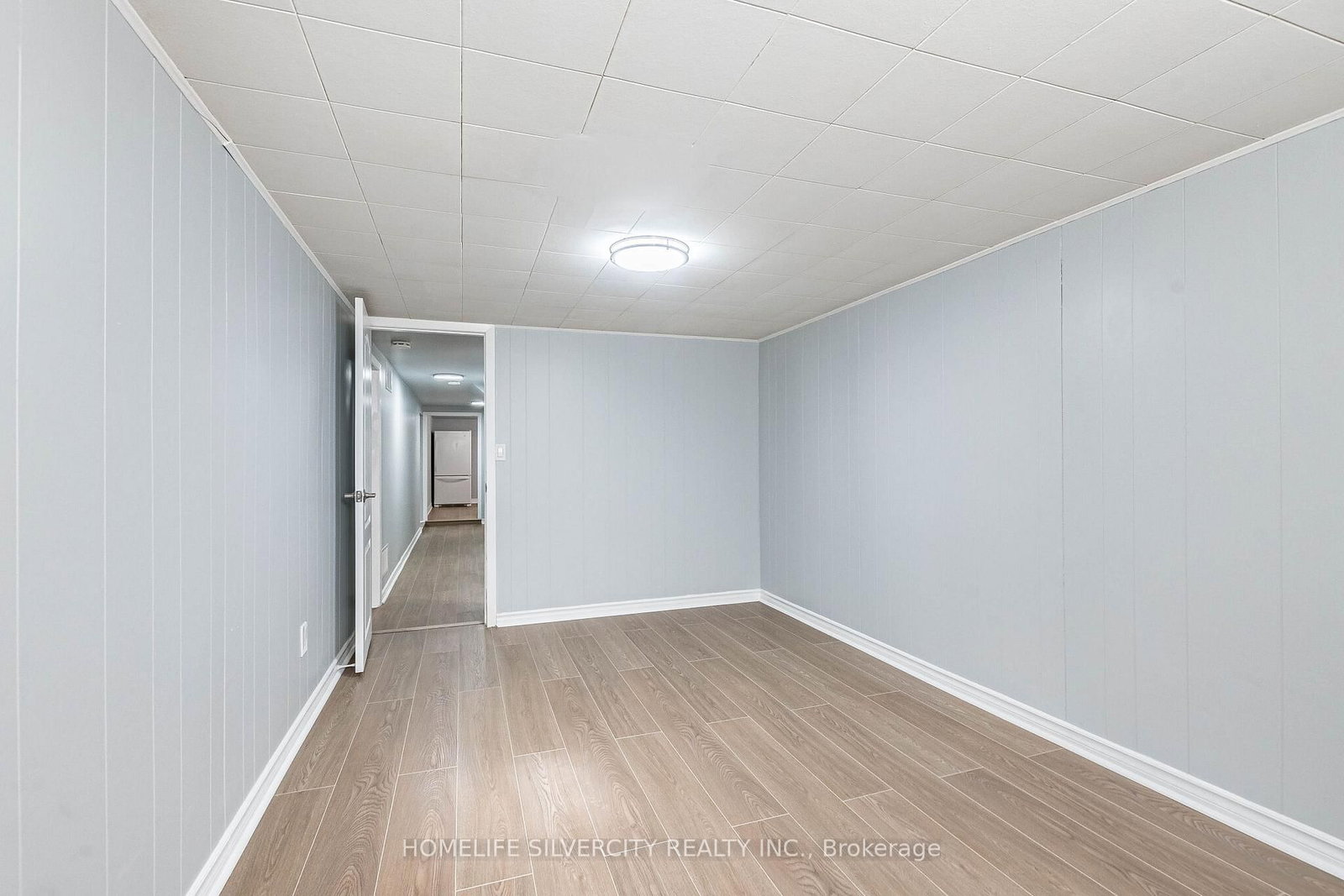 Semi-Detached House for sale at 19 Garfield Crescent, Brampton, Ontario, L6V 1V7 - Brampton North - MLS: W12902760