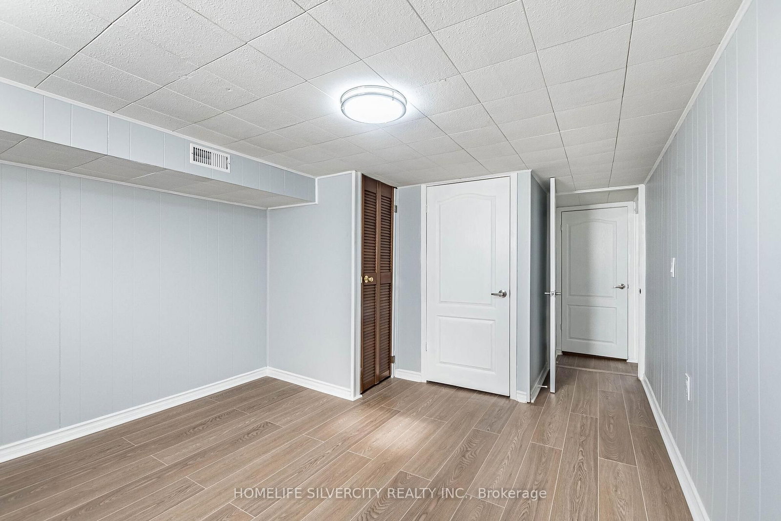 Semi-Detached House for sale at 19 Garfield Crescent, Brampton, Ontario, L6V 1V7 - Brampton North - MLS: W12902760