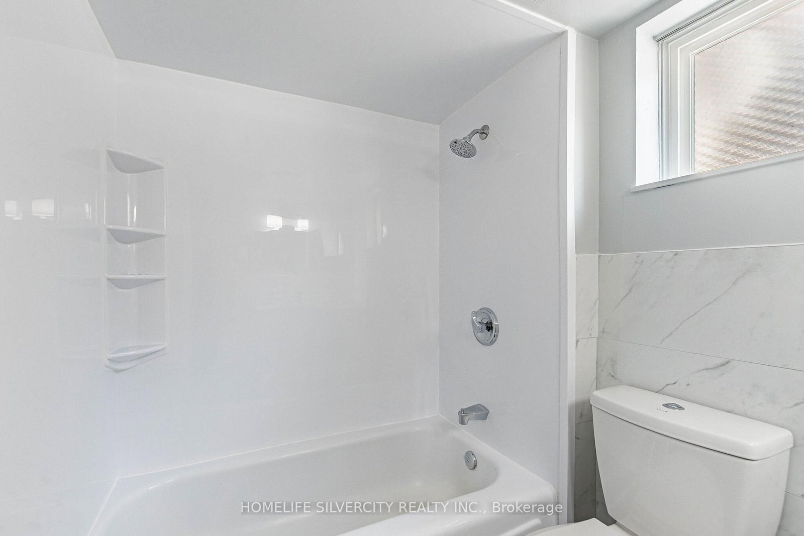 Semi-Detached House for sale at 19 Garfield Crescent, Brampton, Ontario, L6V 1V7 - Brampton North - MLS: W12902760