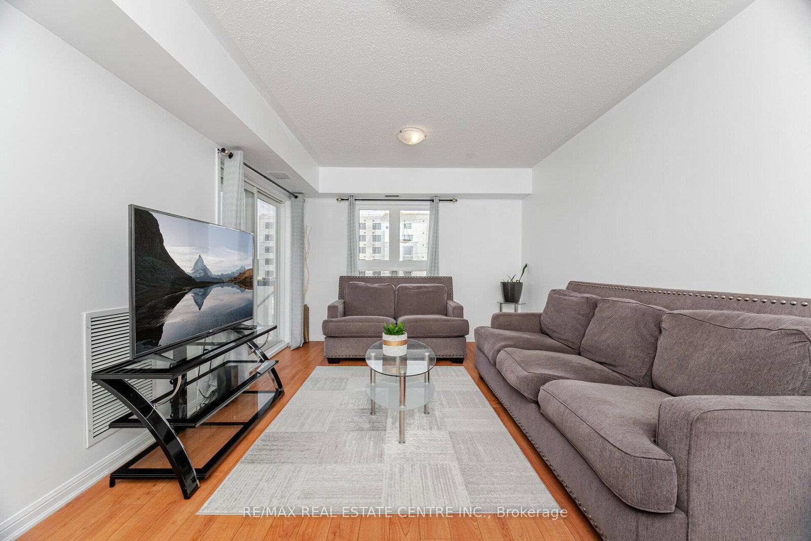 Condo for sale at 203-1005 Nadalin Heights, Milton, Ontario, L9T 8R4 - Willmott - MLS: W12902896