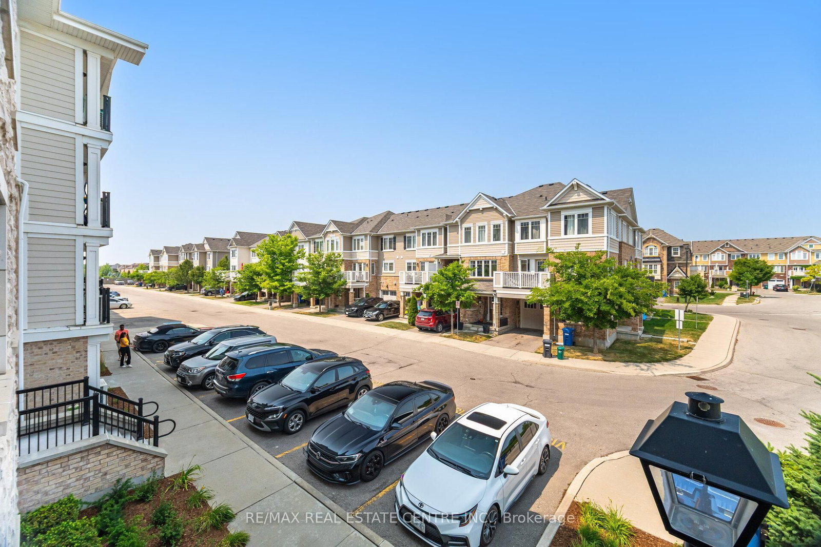 Condo for sale at 203-1005 Nadalin Heights, Milton, Ontario, L9T 8R4 - Willmott - MLS: W12902896