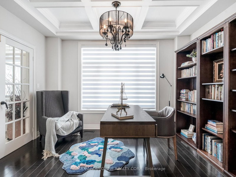 591 Hidden Trail, Oakville, L6M 0N3 | Image 3