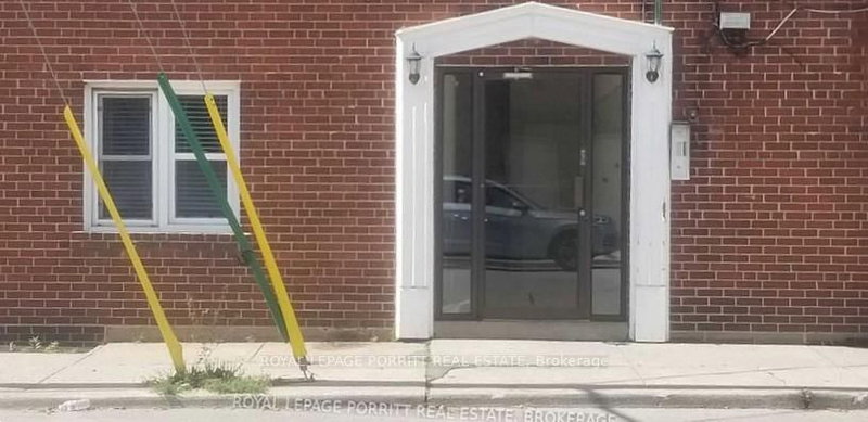 home for lease on 4-2773 Lake Shore Boulevard W