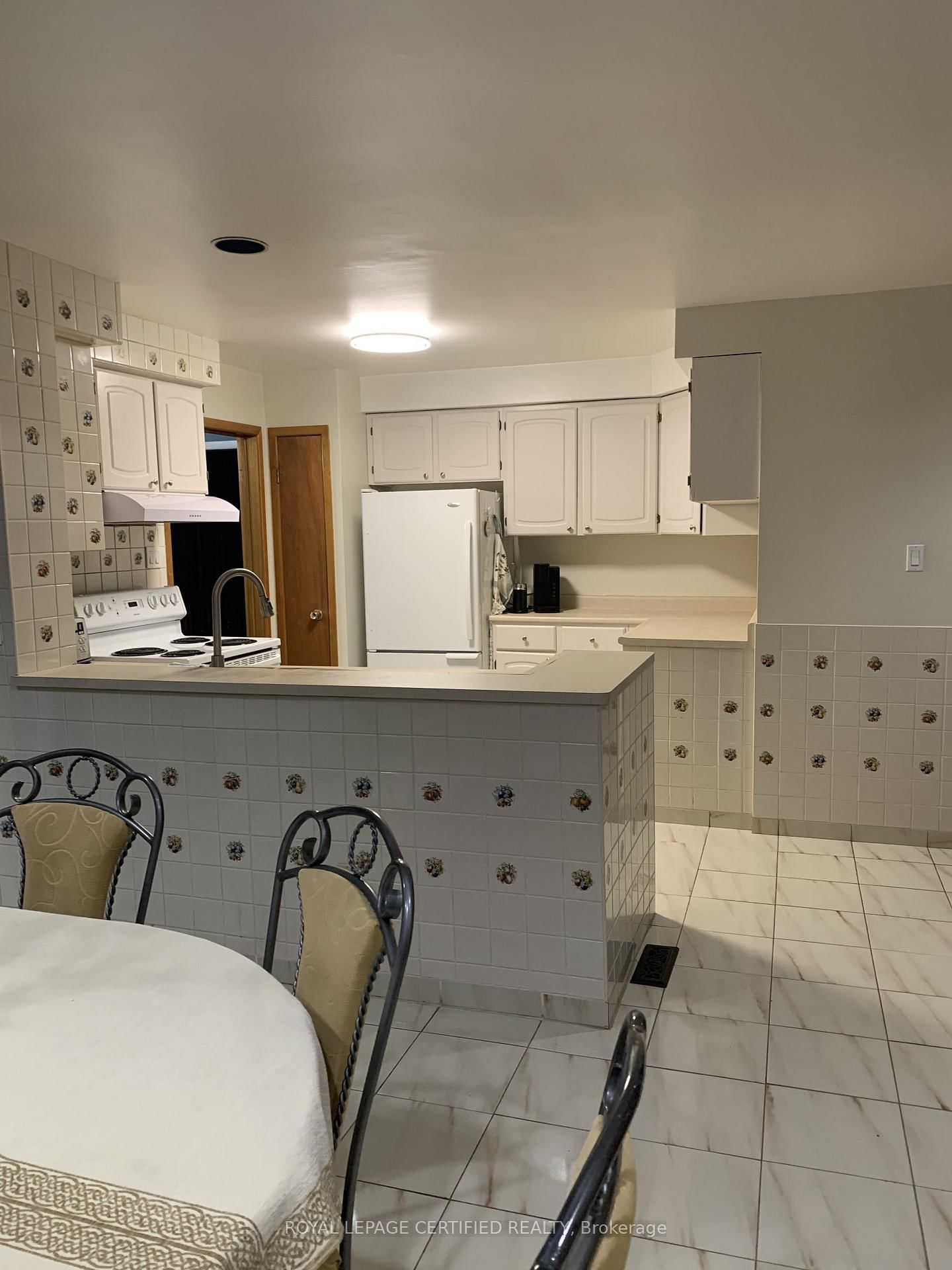 Detached House for sale at 7497 Middleshire Drive, Mississauga, Ontario, L4T 3S3 - Malton - MLS: W12902976