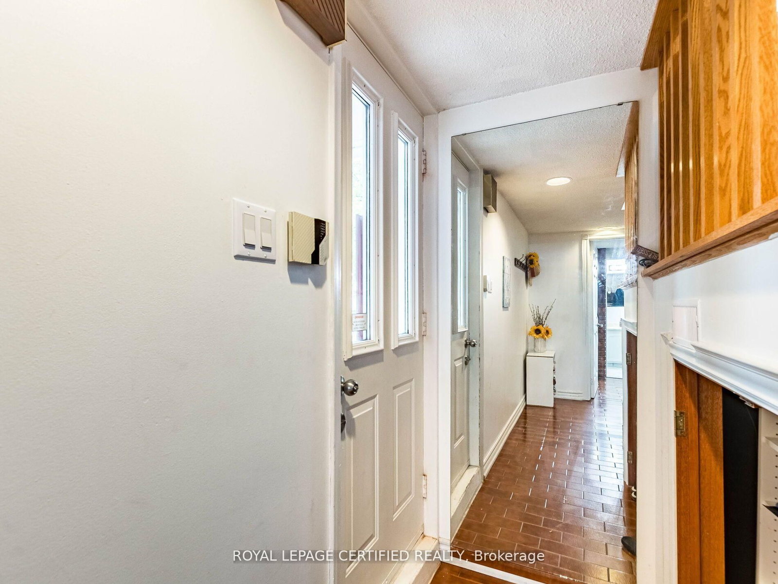 Detached House for sale at 7497 Middleshire Drive, Mississauga, Ontario, L4T 3S3 - Malton - MLS: W12902976