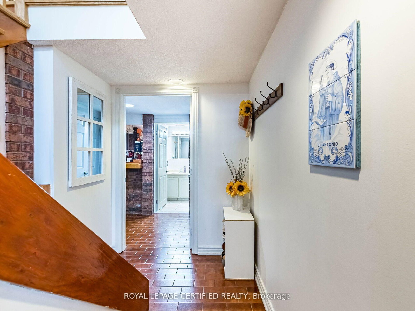 Detached House for sale at 7497 Middleshire Drive, Mississauga, Ontario, L4T 3S3 - Malton - MLS: W12902976