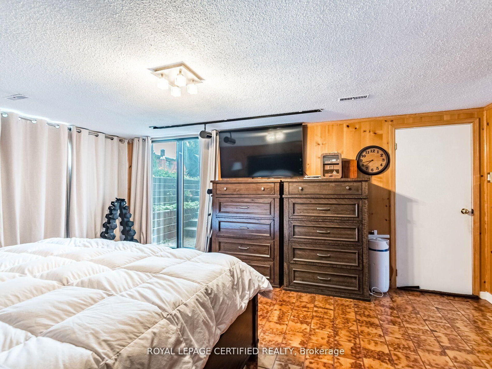 Detached House for sale at 7497 Middleshire Drive, Mississauga, Ontario, L4T 3S3 - Malton - MLS: W12902976