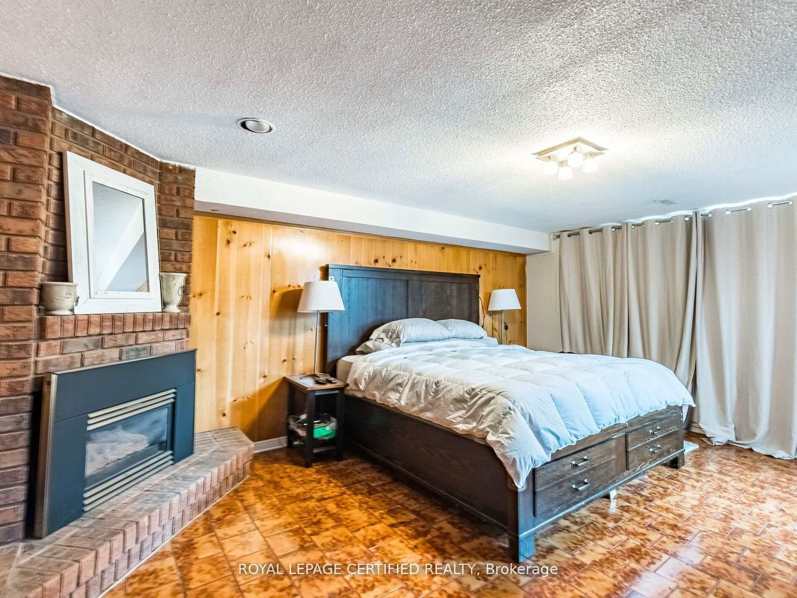 Detached House for sale at 7497 Middleshire Drive, Mississauga, Ontario, L4T 3S3 - Malton - MLS: W12902976