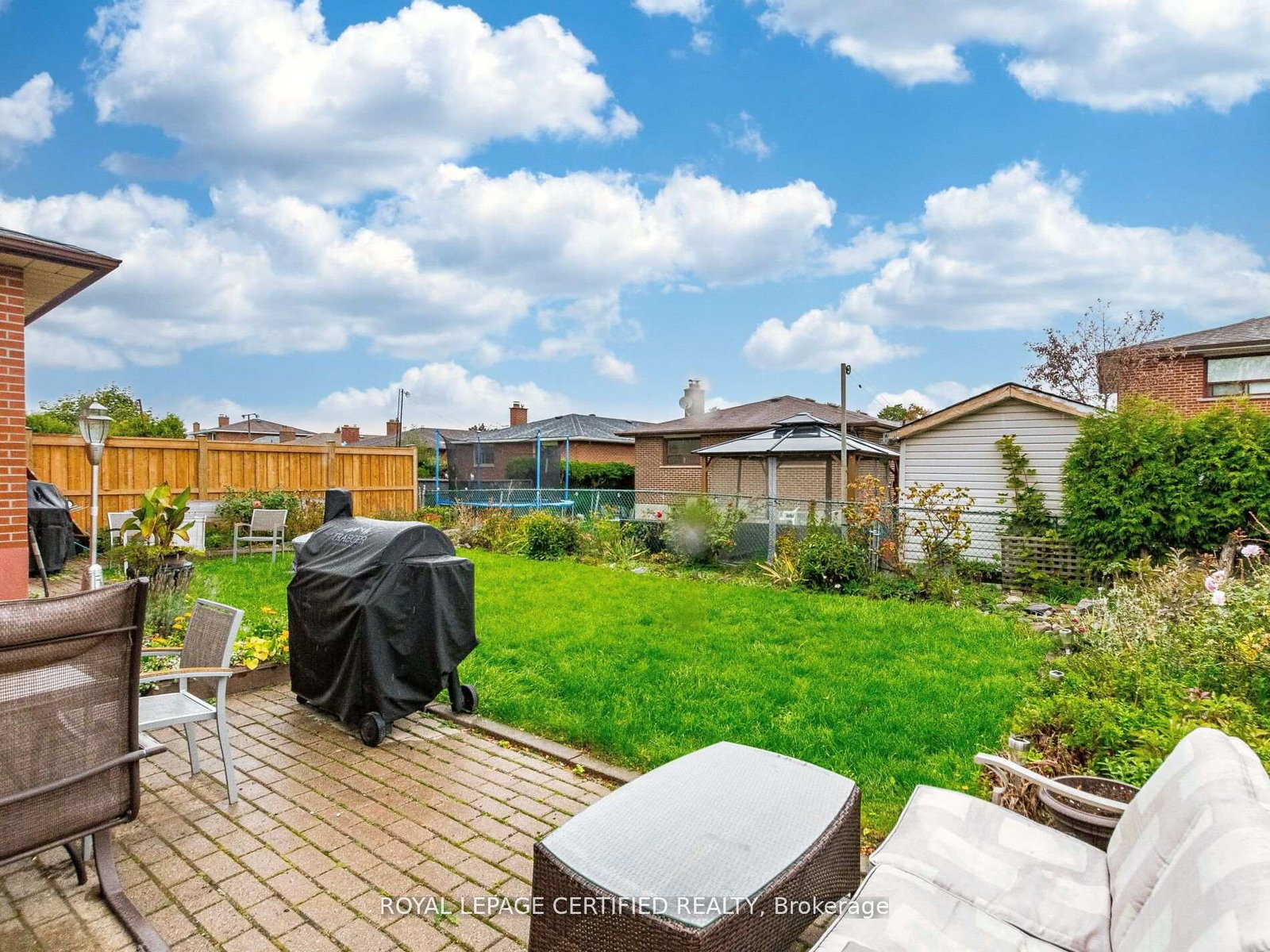 Detached House for sale at 7497 Middleshire Drive, Mississauga, Ontario, L4T 3S3 - Malton - MLS: W12902976