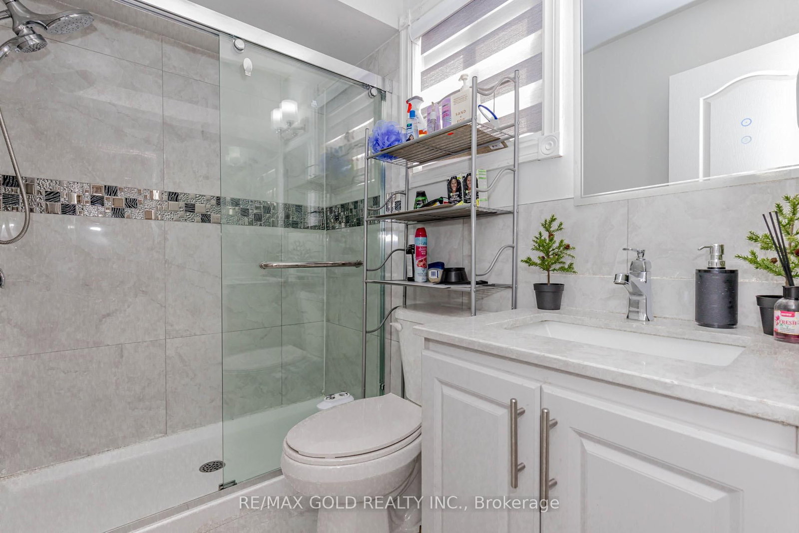 Detached House for sale at 61 Kingknoll Drive, Brampton, Ontario, L6Y 3G6 - Fletcher's Creek South - MLS: W12903196