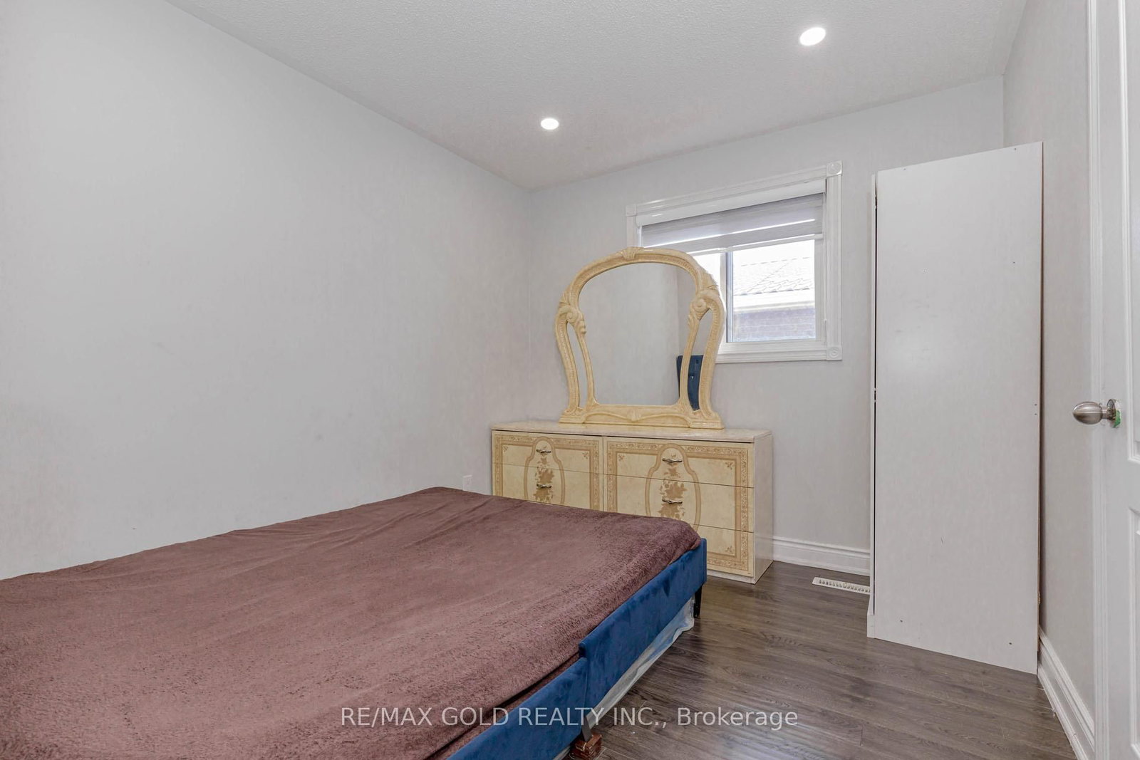 Detached House for sale at 61 Kingknoll Drive, Brampton, Ontario, L6Y 3G6 - Fletcher's Creek South - MLS: W12903196