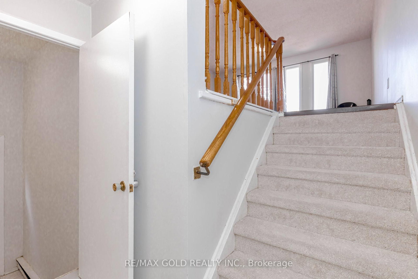 Detached House for sale at 61 Kingknoll Drive, Brampton, Ontario, L6Y 3G6 - Fletcher's Creek South - MLS: W12903196