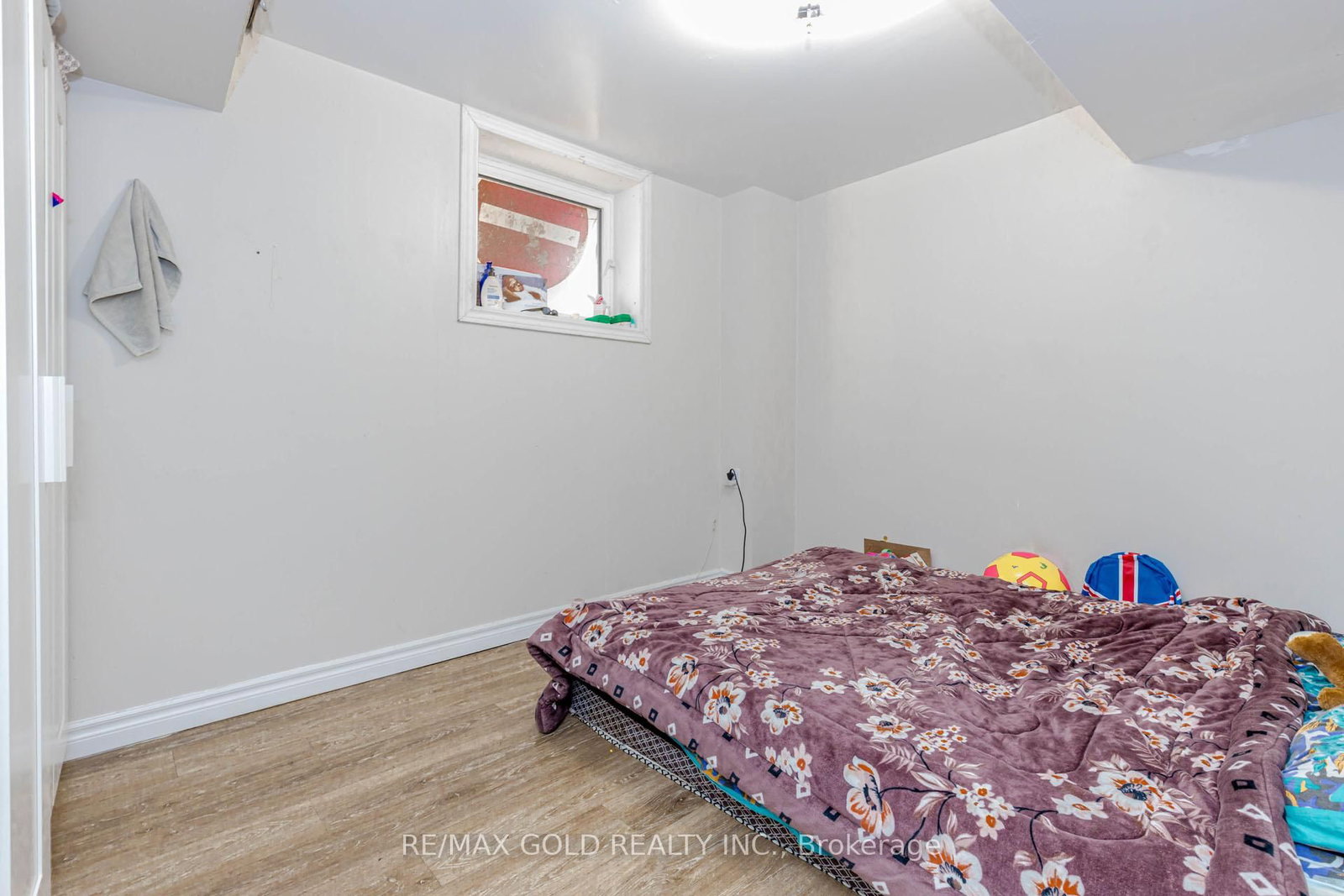 Detached House for sale at 61 Kingknoll Drive, Brampton, Ontario, L6Y 3G6 - Fletcher's Creek South - MLS: W12903196