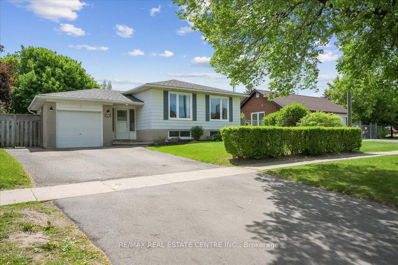 74 Mountainview Rd S, Halton Hills, L7G 4K5 | Image 2