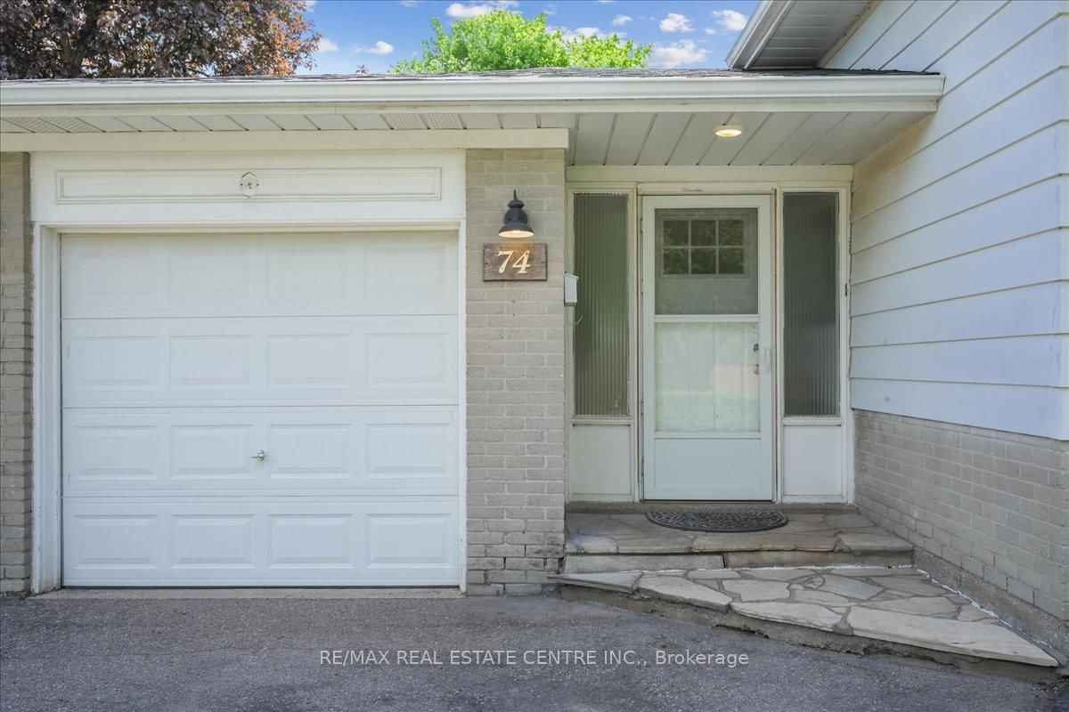 Detached House for sale at 74 Mountainview Road, Halton Hills, Ontario, L7G 4K5 - Georgetown - MLS: W12903236