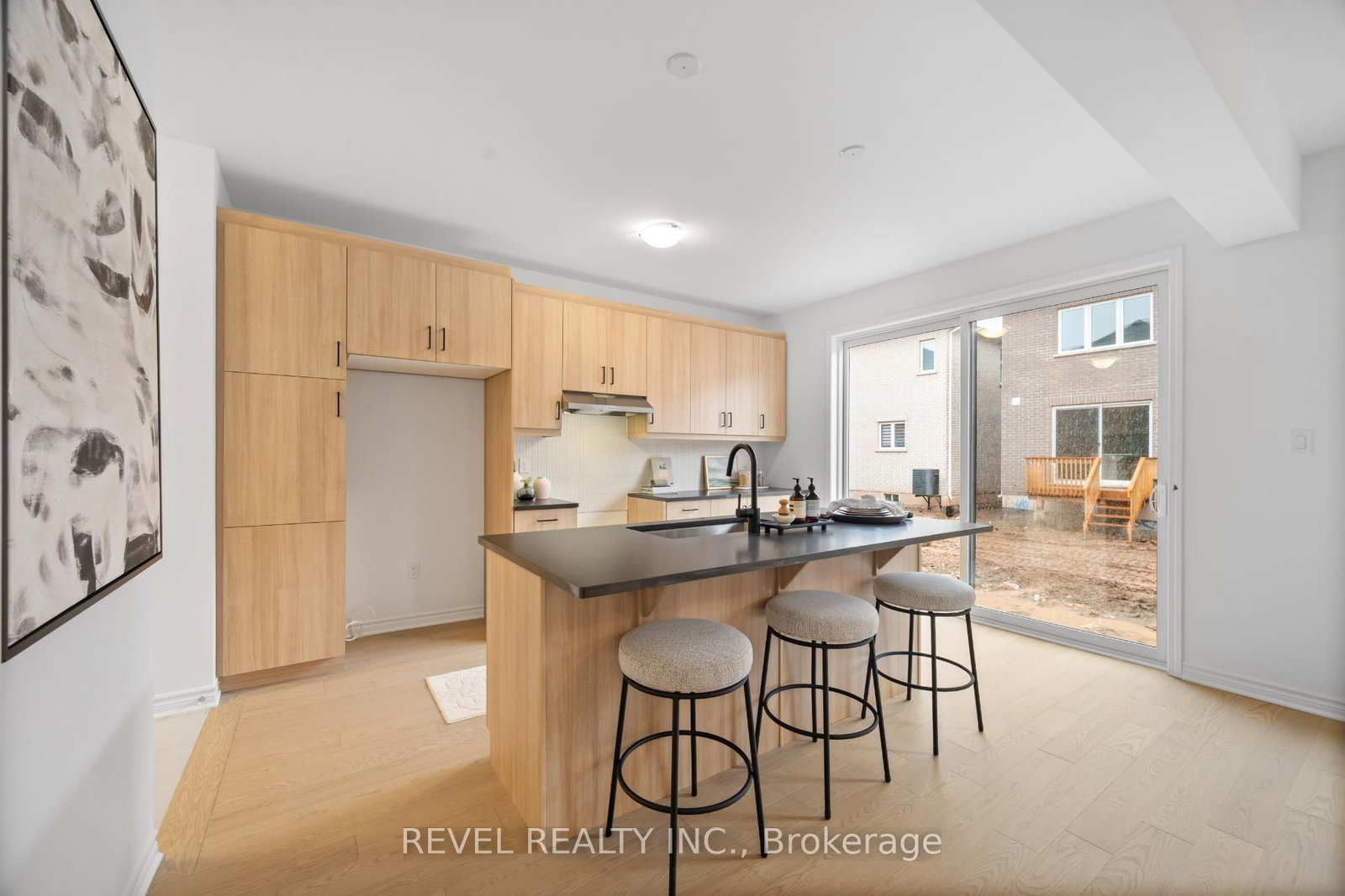 Detached House for sale at 1387 Hearns Place, Milton, Ontario, L9E 2J8 - Bowes - MLS: W12903550