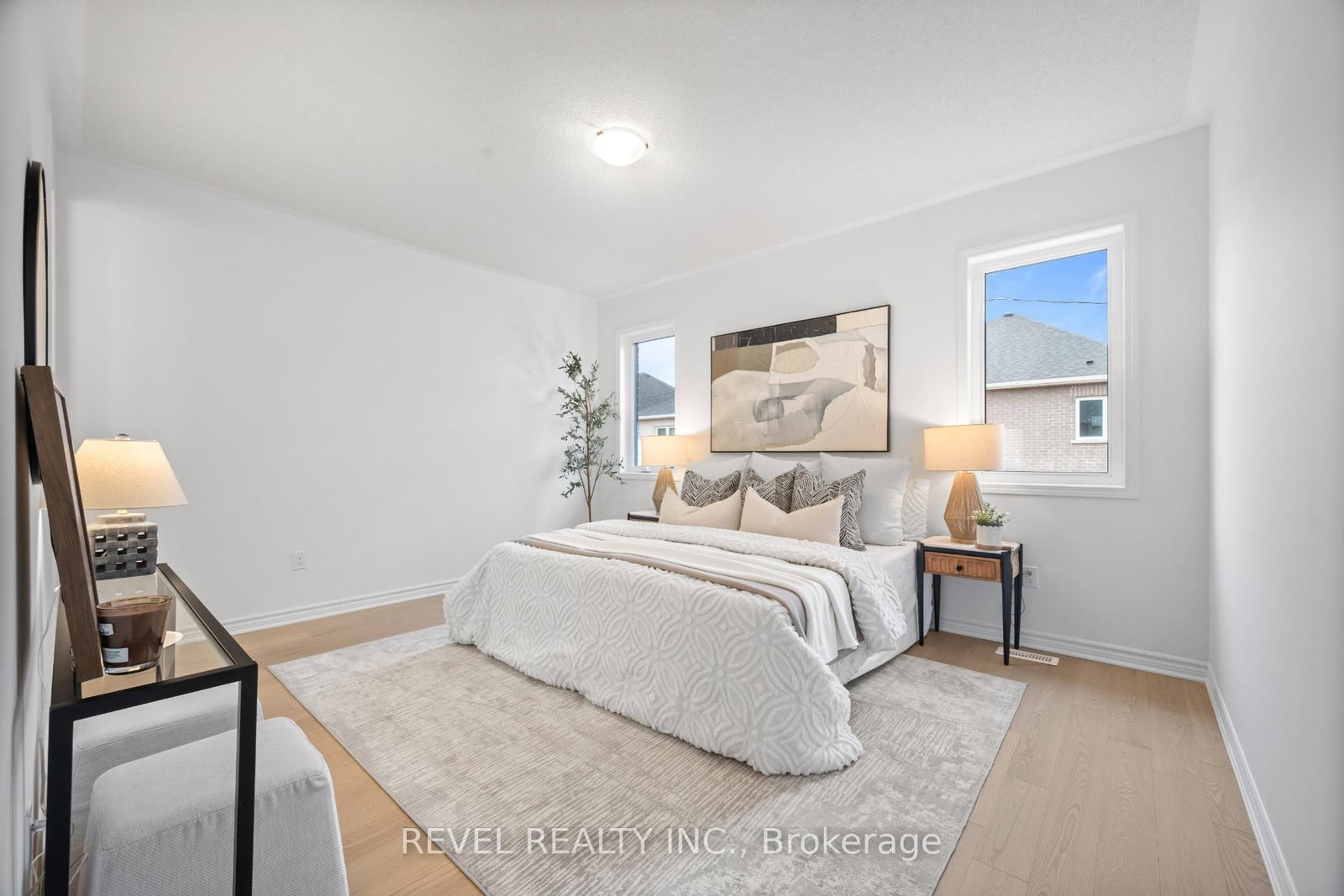 Detached House for sale at 1387 Hearns Place, Milton, Ontario, L9E 2J8 - Bowes - MLS: W12903550