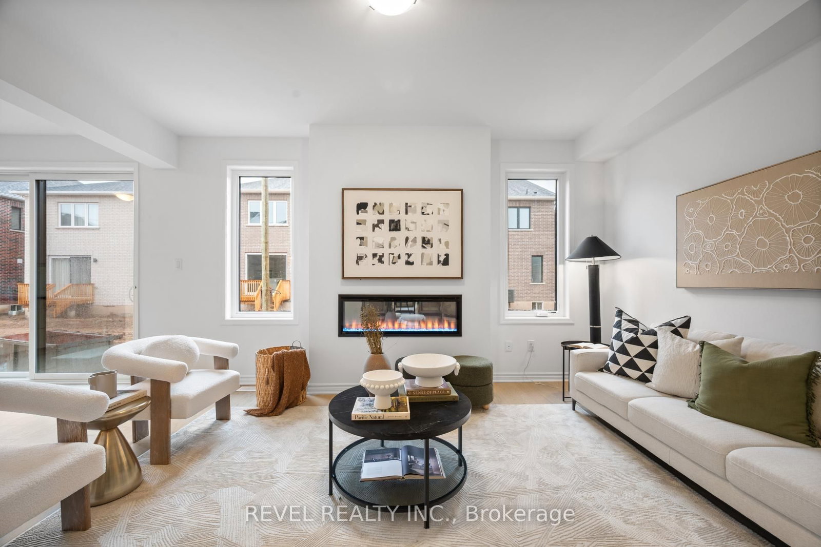 Detached House for sale at 1387 Hearns Place, Milton, Ontario, L9E 2J8 - Bowes - MLS: W12903550