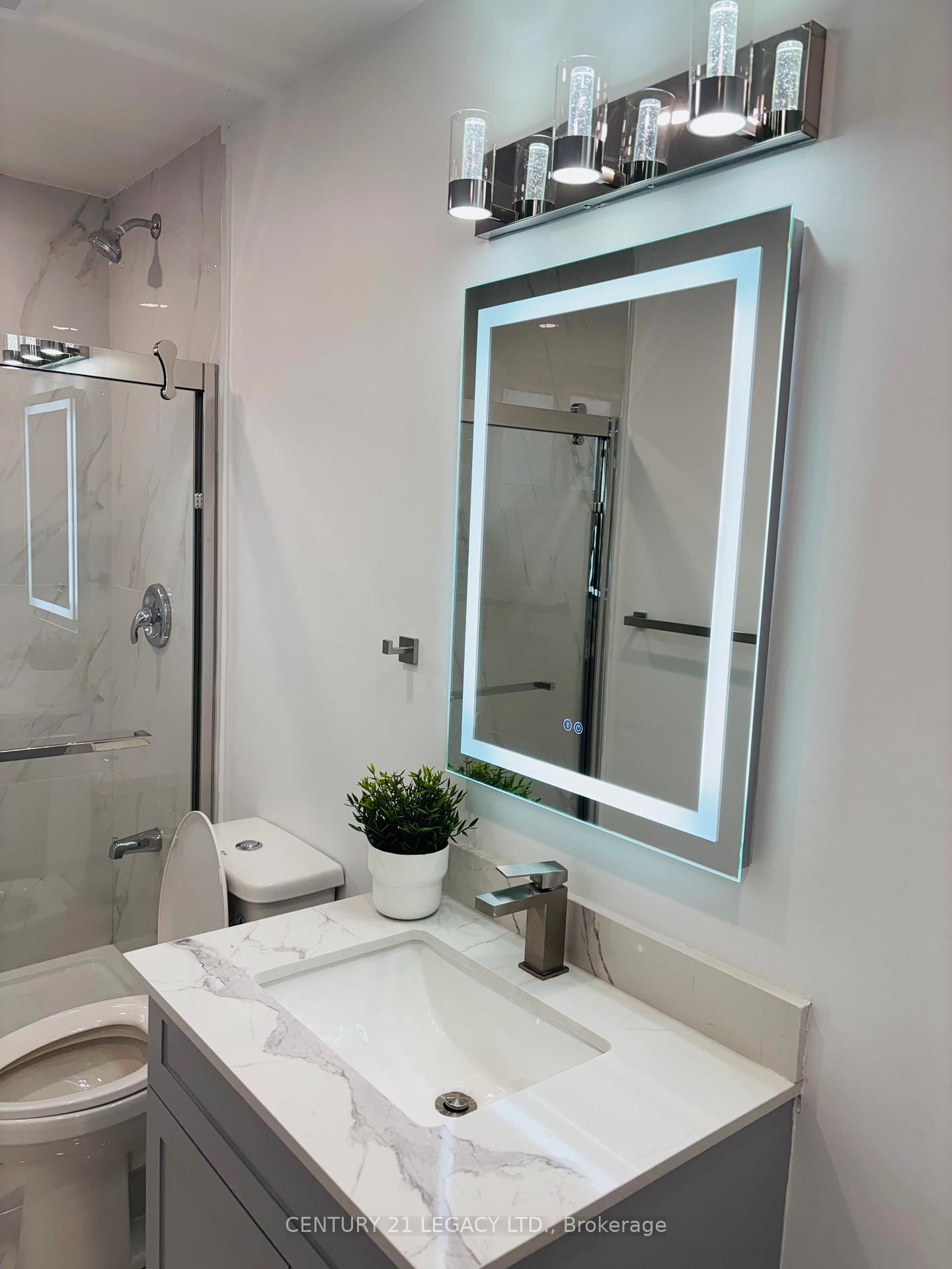 Detached House for sale at 26 Epsom Downs Drive, Brampton, Ontario, L6T 1Y8 - Southgate - MLS: W12903622