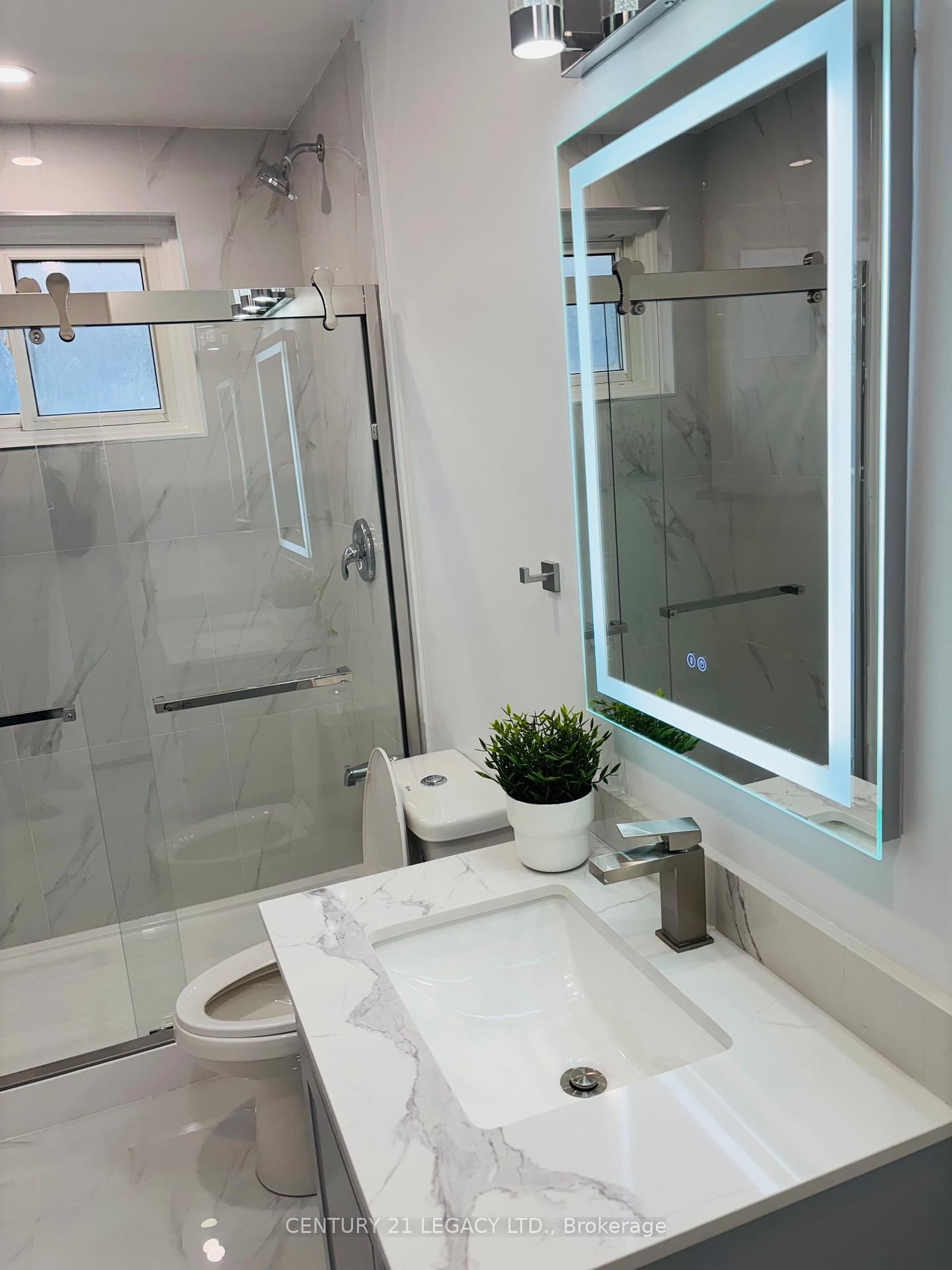 Detached House for sale at 26 Epsom Downs Drive, Brampton, Ontario, L6T 1Y8 - Southgate - MLS: W12903622