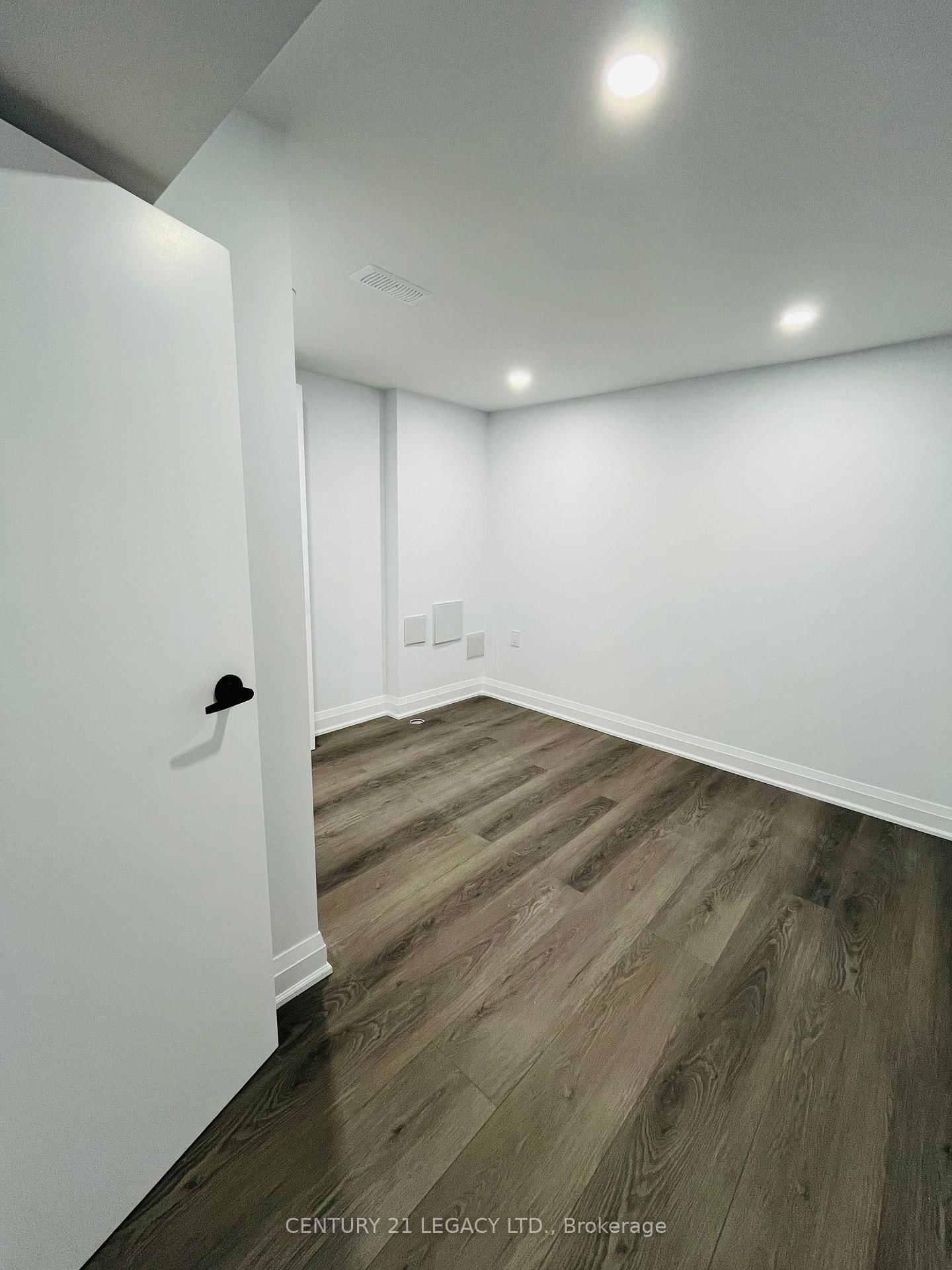 Detached House for sale at 26 Epsom Downs Drive, Brampton, Ontario, L6T 1Y8 - Southgate - MLS: W12903622