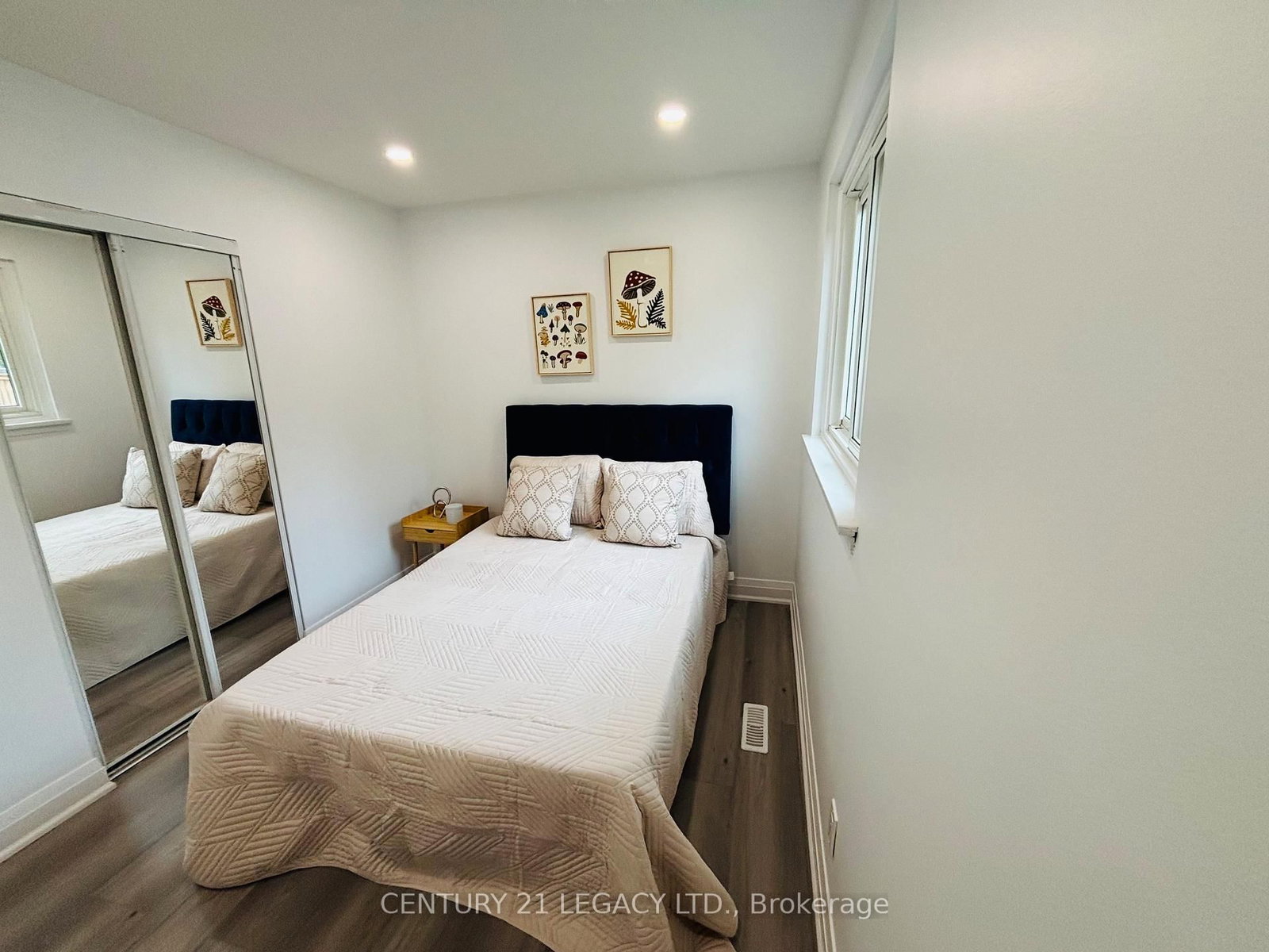 Detached House for sale at 26 Epsom Downs Drive, Brampton, Ontario, L6T 1Y8 - Southgate - MLS: W12903622