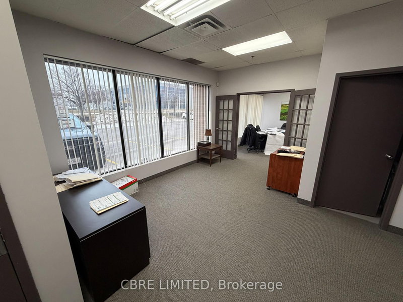9-10 - 335 Admiral Blvd, Mississauga, L5T 2N2 | Image 3