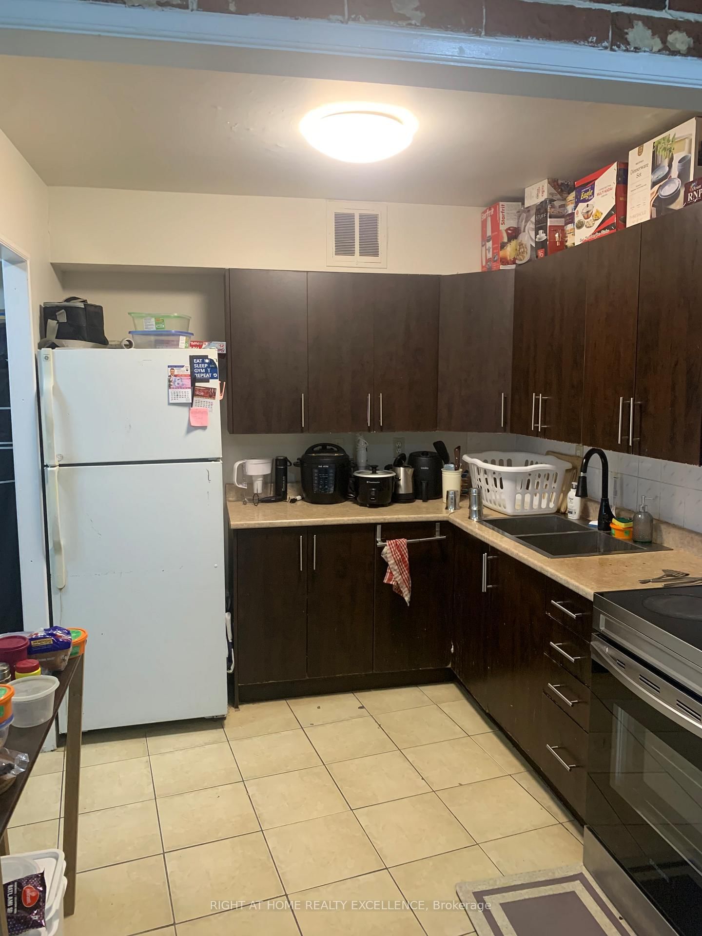 380 Dixon Road, Unit 304 - Photo 3