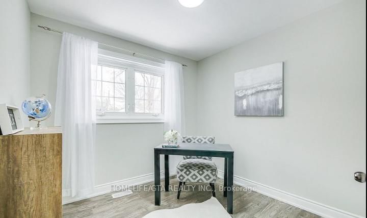 Detached House for sale at 480 Valley Drive, Oakville, Ontario, L6L 4L8 - West - MLS: W12903874