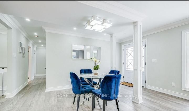 Detached House for sale at 480 Valley Drive, Oakville, Ontario, L6L 4L8 - West - MLS: W12903874