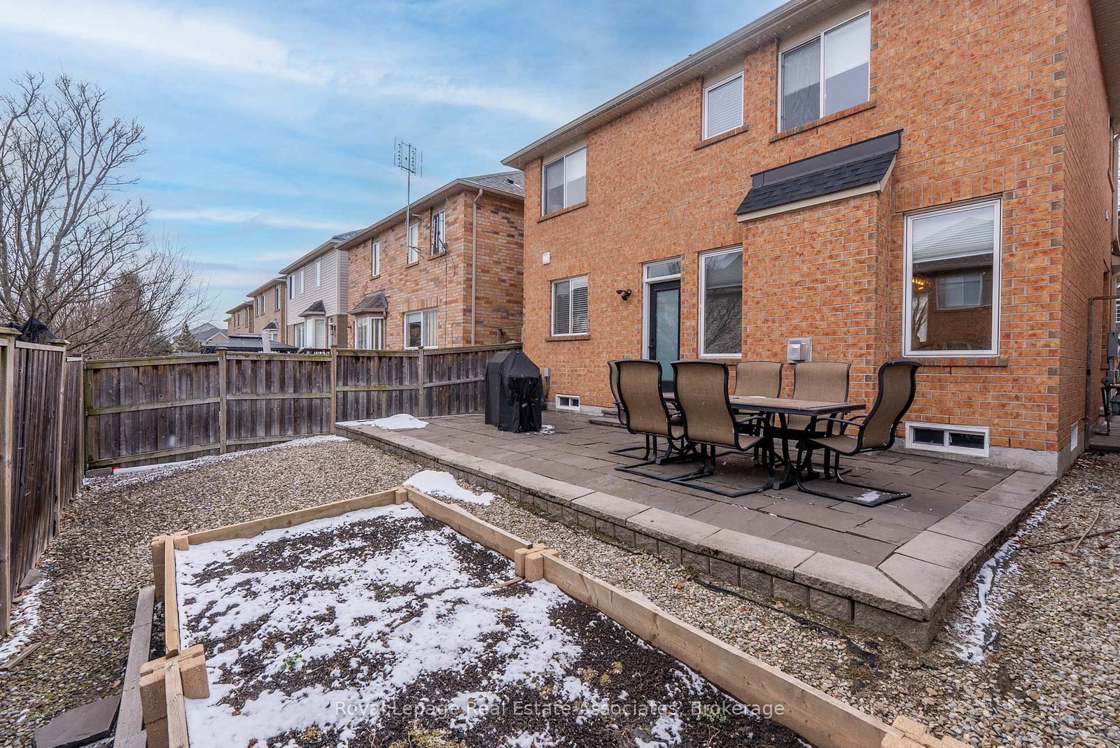 Detached House for sale at 46 Dehaviland Crescent, Brampton, Ontario, L6X 0M9 - Credit Valley - MLS: W12904024