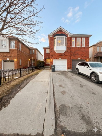 29 Needlewood Lane | Brampton | Image