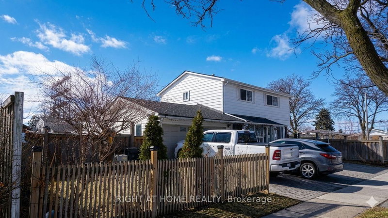 home for lease on 37 Banda Square E