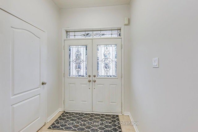 2344 Stone Glen Crescent