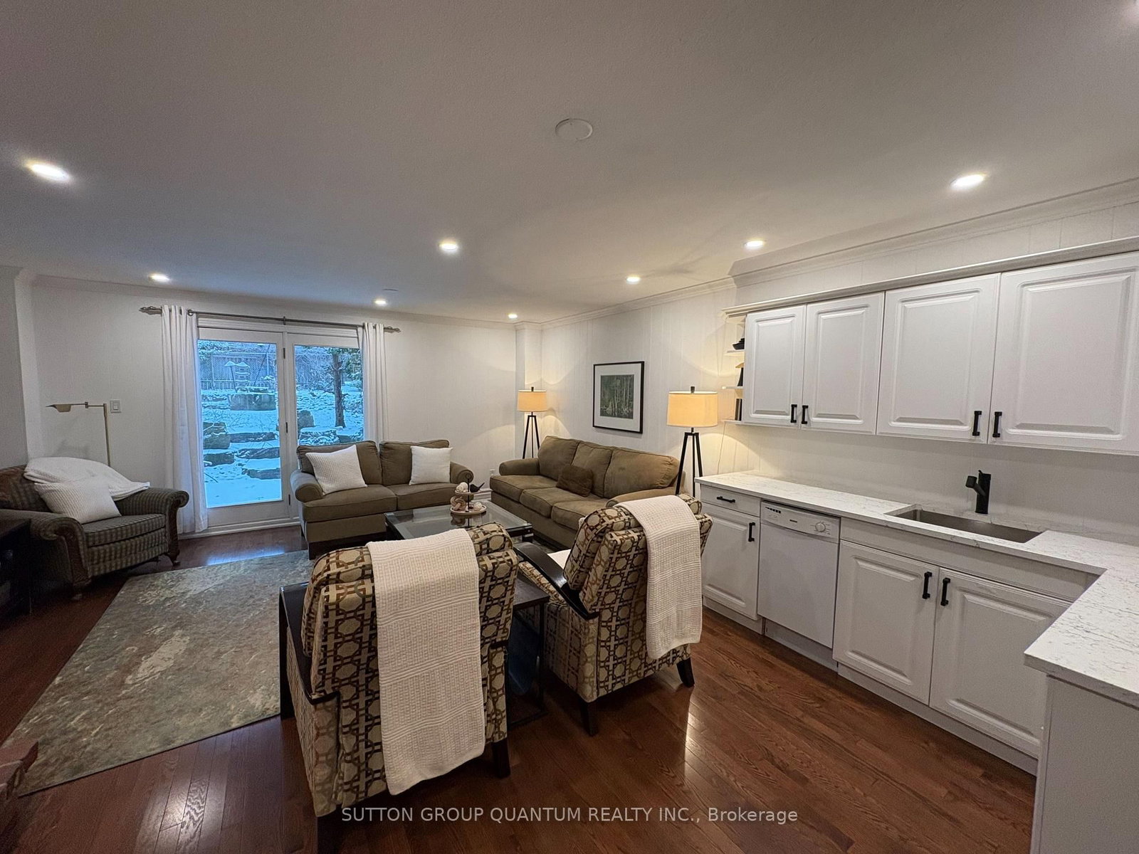 Detached House for sale at 347 Pinetree Way, Mississauga, Ontario, L5G 2R4 - Mineola - MLS: W12904978