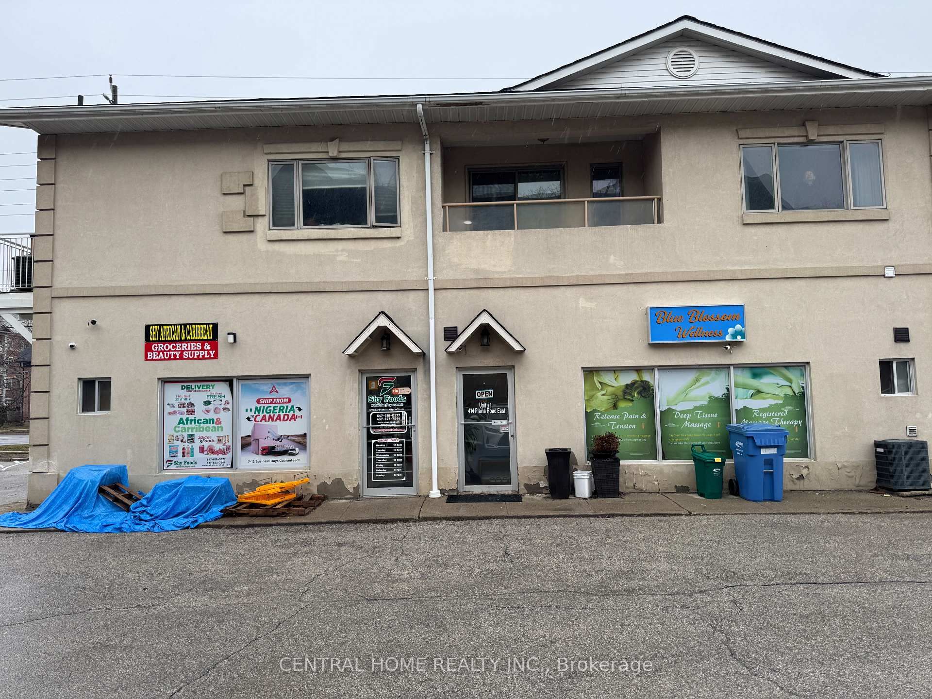 414 Plains Road E