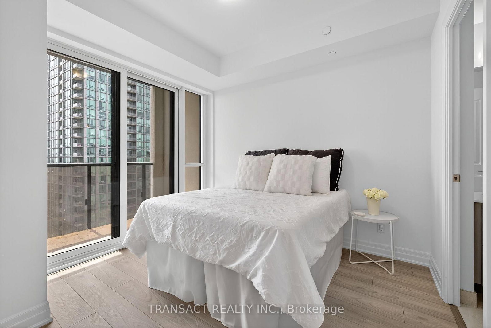 Condo for sale at 1706-36 Elm Drive, Mississauga, Ontario, L5B 0N3 - Fairview - MLS: W12905020