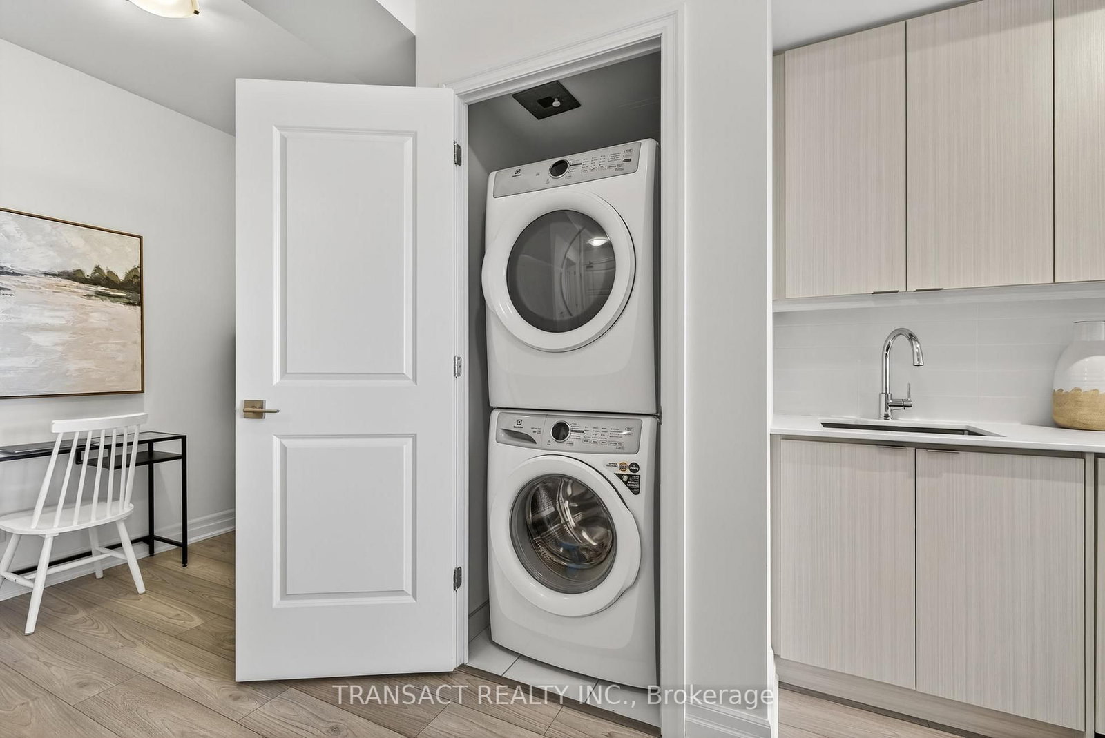 Condo for sale at 1706-36 Elm Drive, Mississauga, Ontario, L5B 0N3 - Fairview - MLS: W12905020