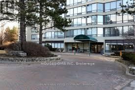 1507 - 26 Hanover Rd, Brampton, L6S 4T2 | Image 2