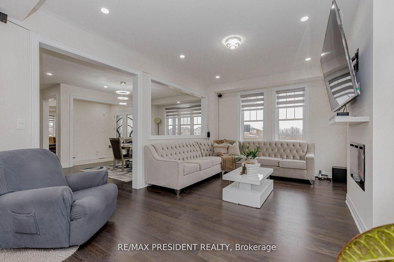 Detached House for sale at 2 Vincena Road, Caledon, Ontario, L7C 4M5 - Rural Caledon - MLS: W12905040