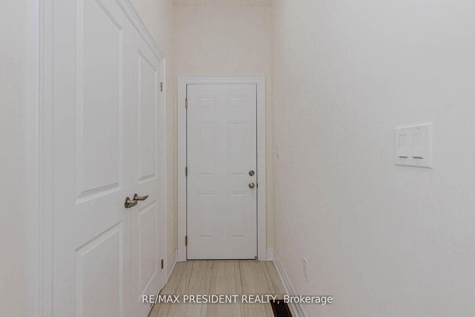 Detached House for sale at 2 Vincena Road, Caledon, Ontario, L7C 4M5 - Rural Caledon - MLS: W12905040