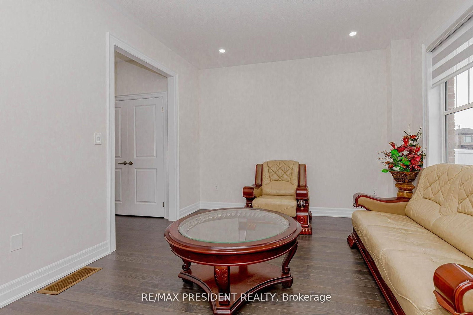 Detached House for sale at 2 Vincena Road, Caledon, Ontario, L7C 4M5 - Rural Caledon - MLS: W12905040