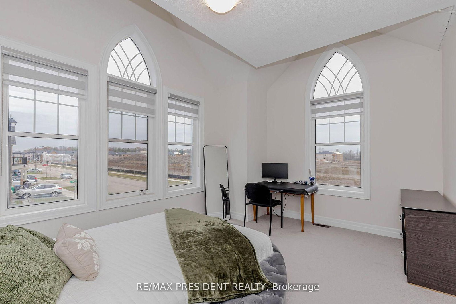 Detached House for sale at 2 Vincena Road, Caledon, Ontario, L7C 4M5 - Rural Caledon - MLS: W12905040