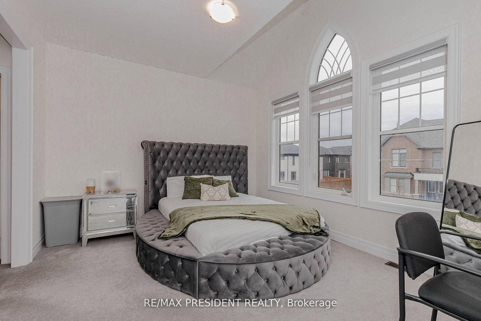 Detached House for sale at 2 Vincena Road, Caledon, Ontario, L7C 4M5 - Rural Caledon - MLS: W12905040