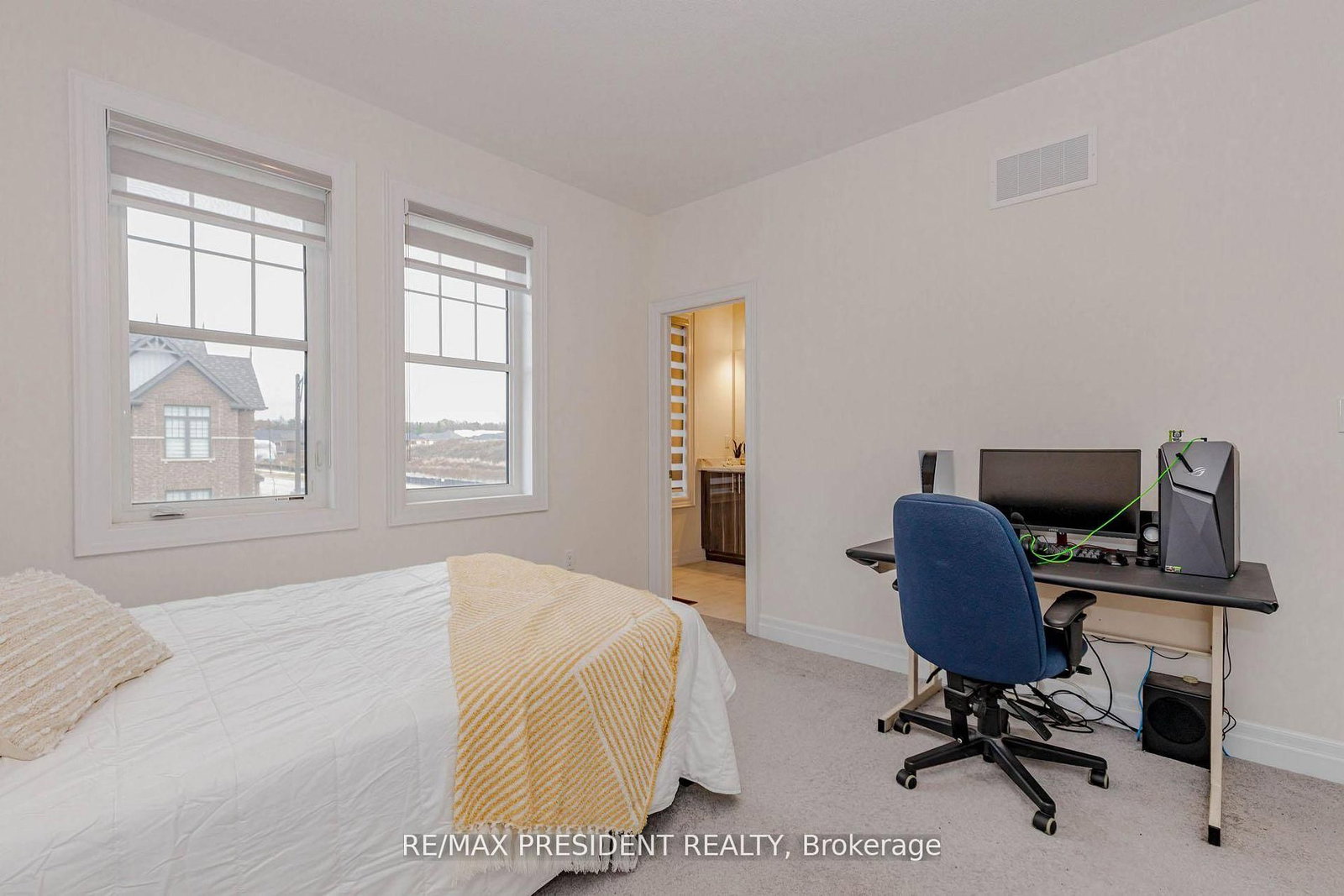 Detached House for sale at 2 Vincena Road, Caledon, Ontario, L7C 4M5 - Rural Caledon - MLS: W12905040